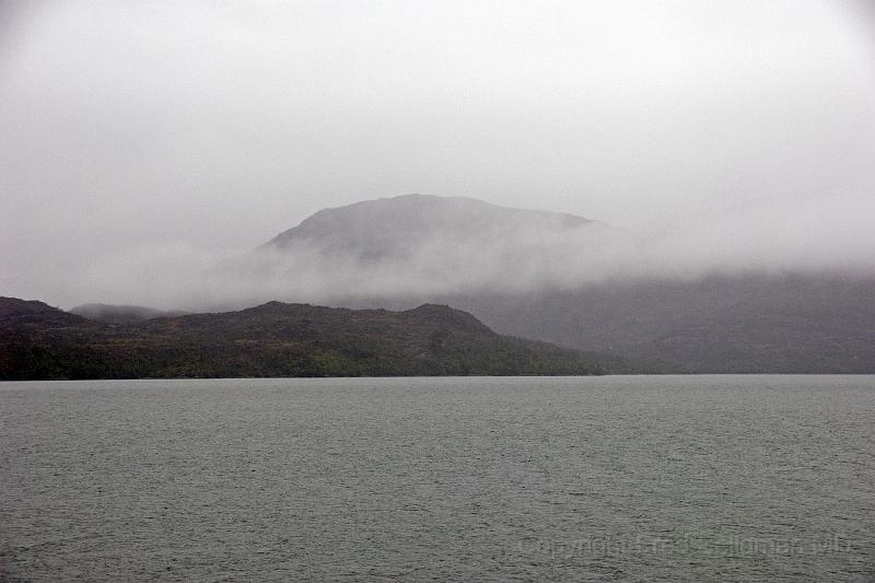 20071216 083119D2X 4200x2800.jpg - Cruising Chilean Fjords